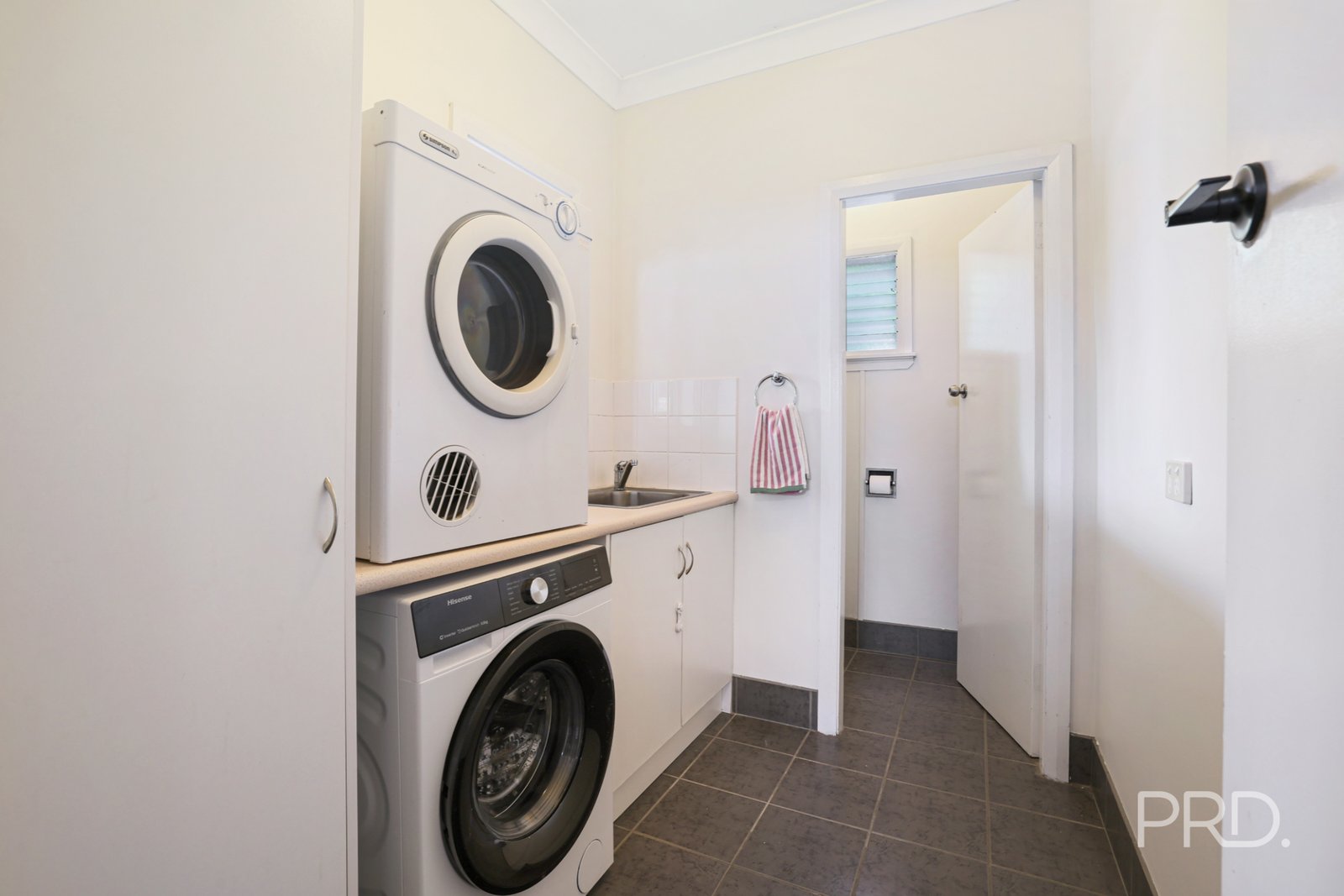 216 Johnston Street NORTH TAMWORTH 17