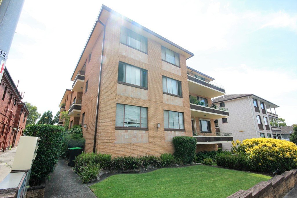 2/16 Jubilee Avenue CARLTON 1
