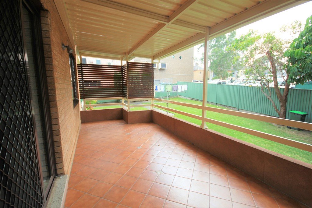 2/16 Jubilee Avenue CARLTON 4