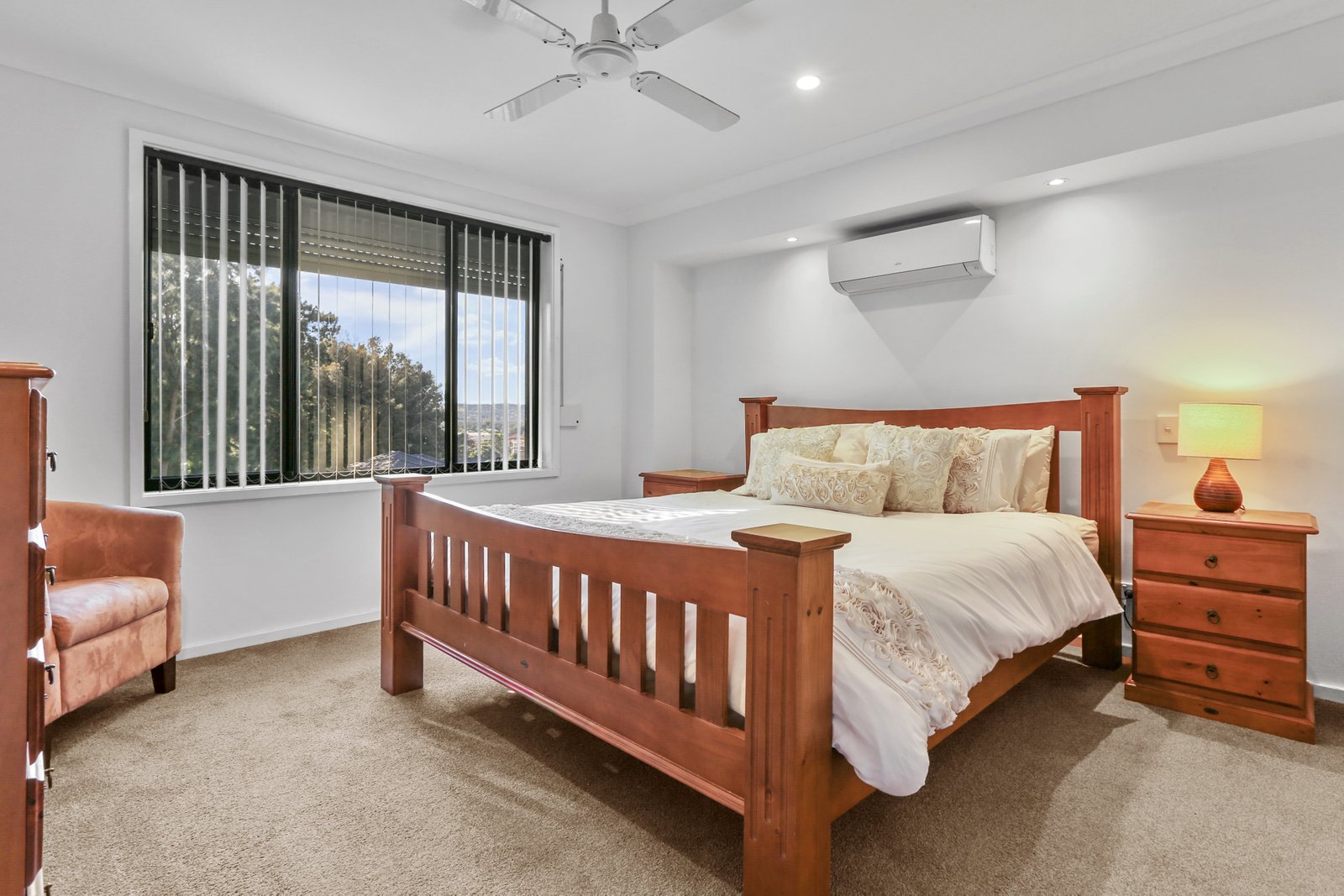 216 Kanahooka Road KANAHOOKA 10