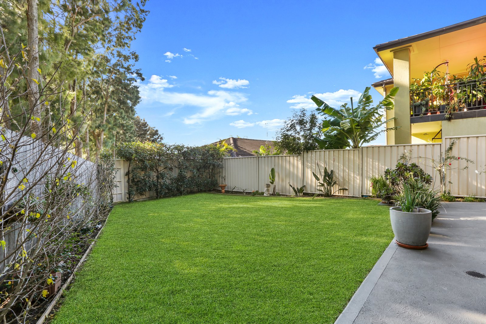 216 Kanahooka Road KANAHOOKA 15