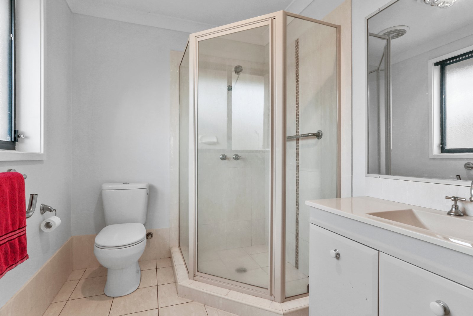 216 Kanahooka Road KANAHOOKA 11