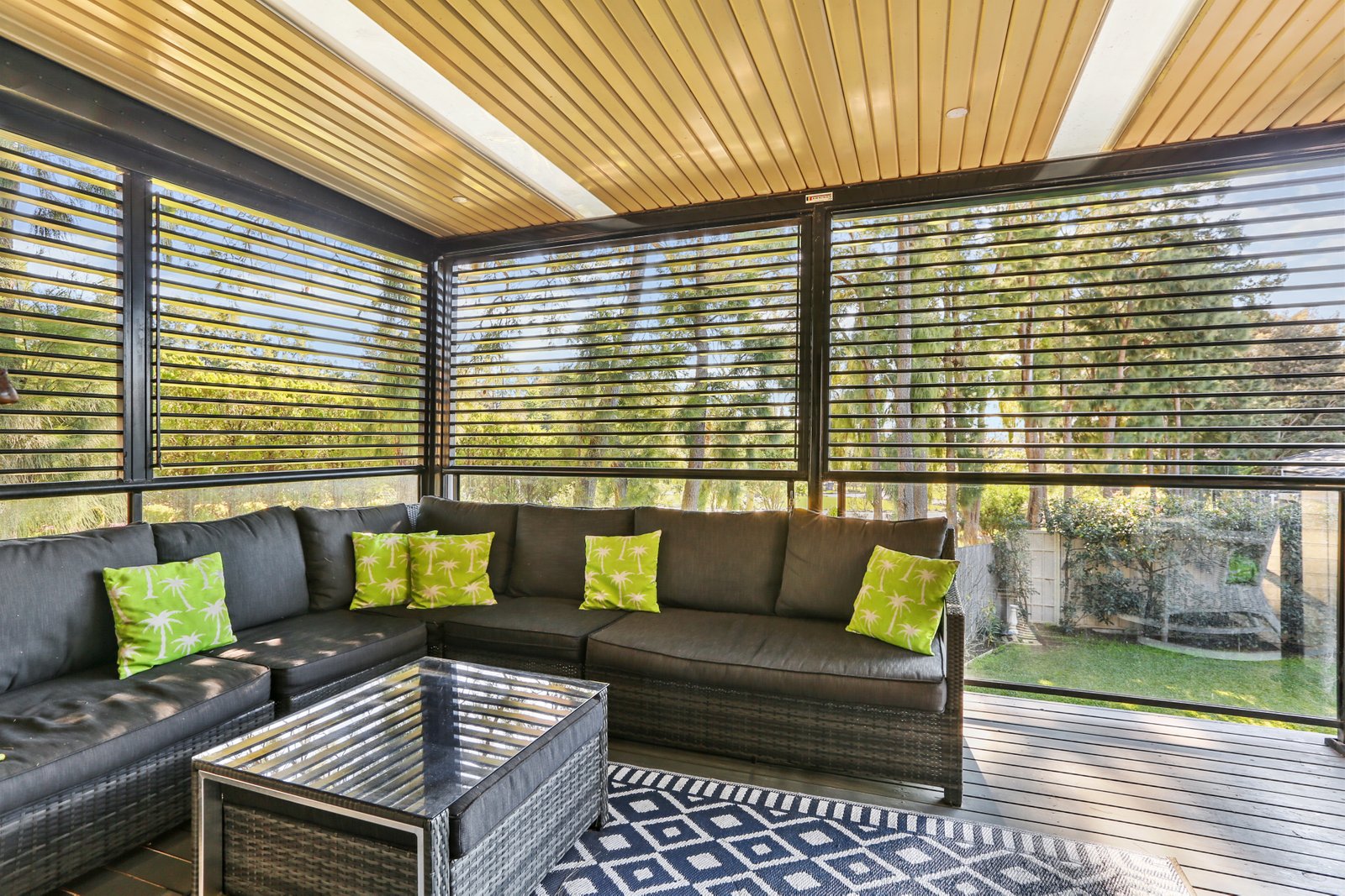 216 Kanahooka Road KANAHOOKA 14