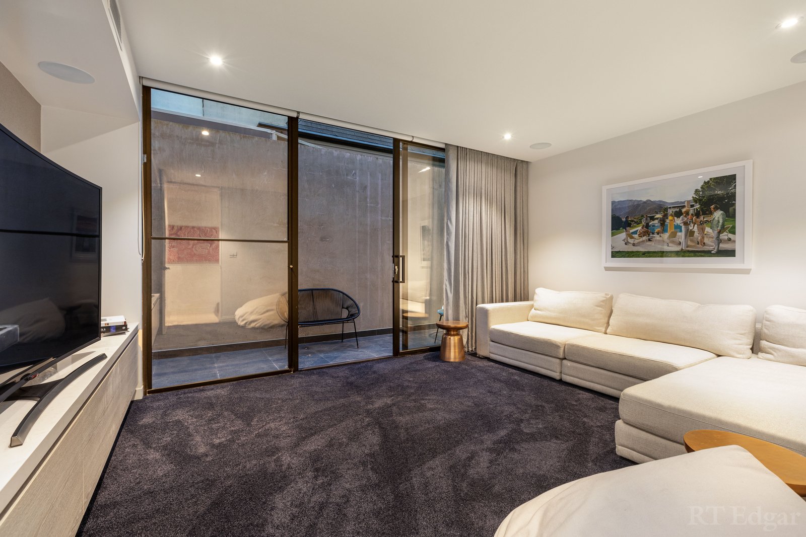 Real Estate and Property in 216 Kooyong Road, Toorak, VIC