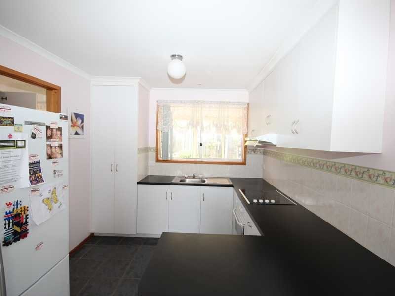 2/16 Lesdelle Street CLAREMONT 5