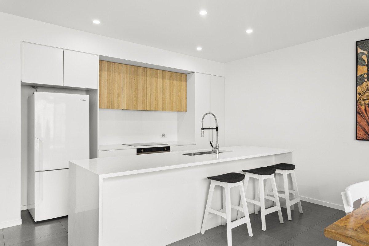 2/16 Leyte Avenue Palm Beach 5