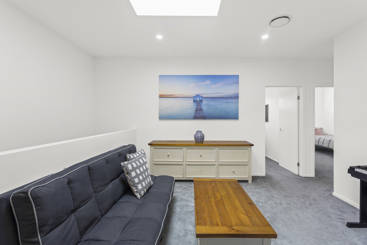 2/16 Leyte Avenue Palm Beach 20