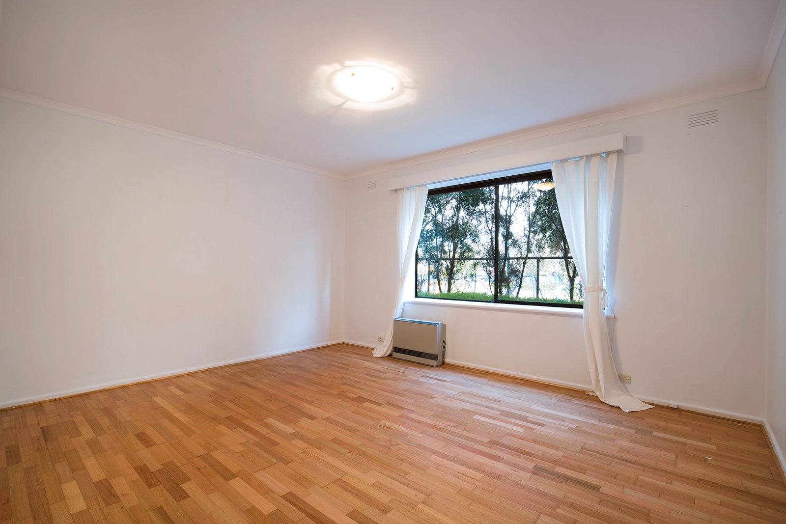 Gallery: 2/16 Lindsay Avenue