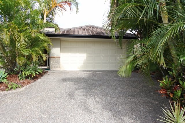 2/16 Marybeth Crescent MOLENDINAR 2