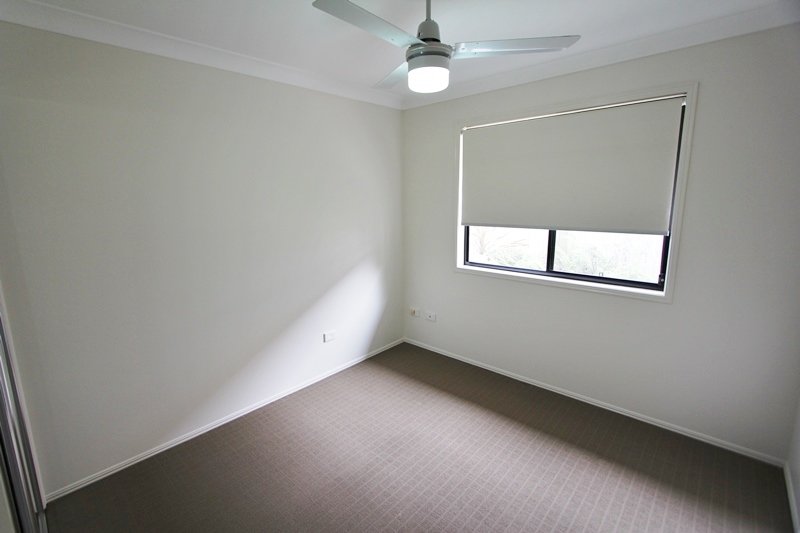 2/16 Marybeth Crescent MOLENDINAR 8