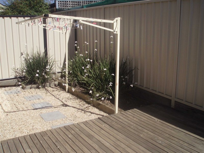 2/16 McLachlan Street GOLDEN SQUARE 4