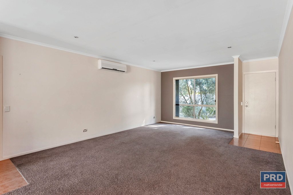 2/16 McLachlan Street GOLDEN SQUARE 5