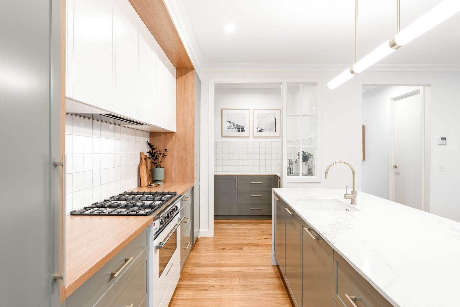 Gallery: 2/16 Mitchell Street