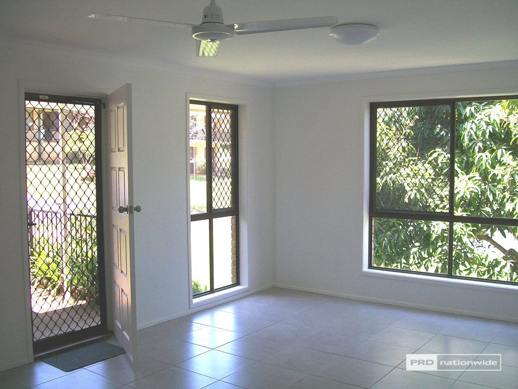 2/16 Norwood Avenue GOONELLABAH 3