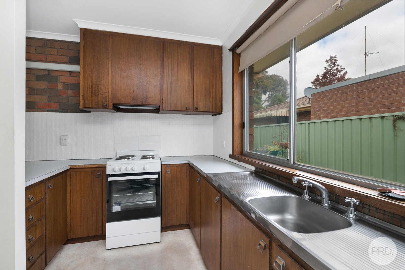 2/16 Paling Street BALLARAT NORTH 3
