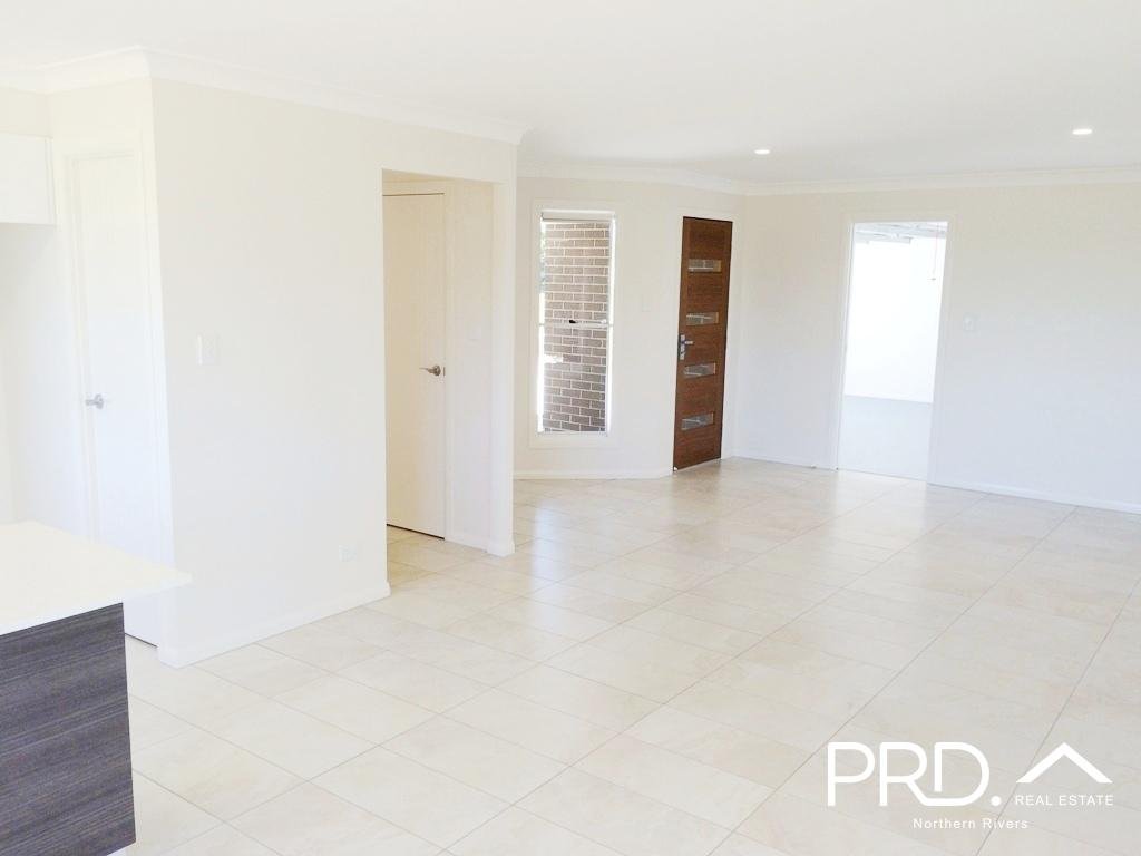 2/16 Rancher Court WOLLONGBAR 3