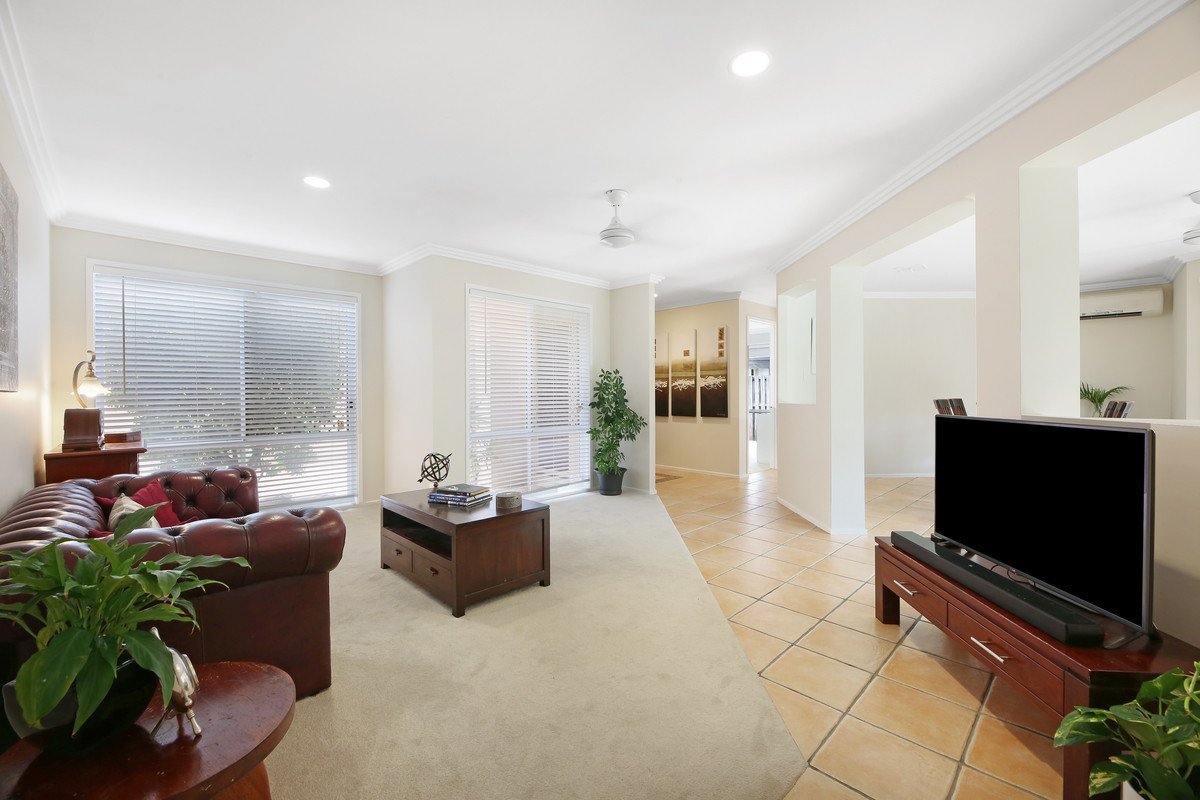 2/16 Randwick Court VARSITY LAKES 10