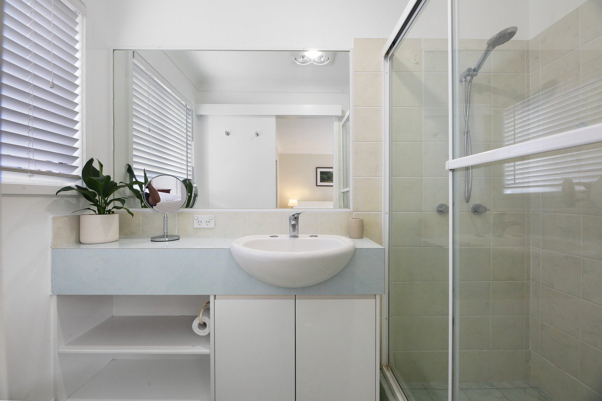 2/16 Randwick Court VARSITY LAKES 12