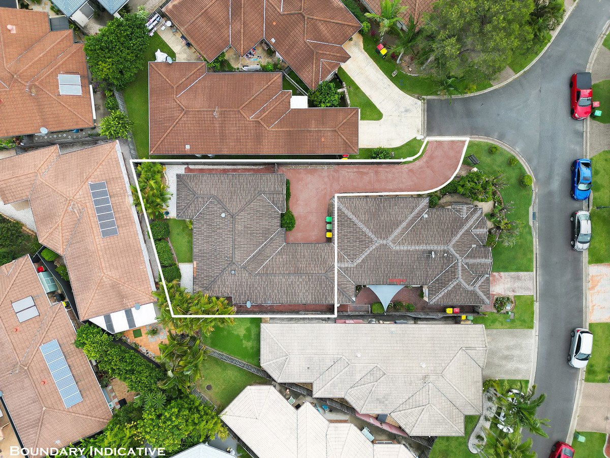 2/16 Randwick Court VARSITY LAKES 20