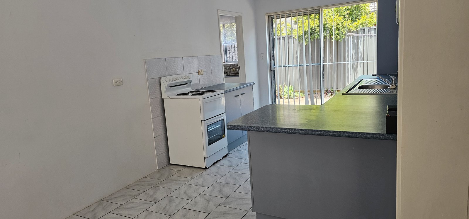 2/16 San Francisco Avenue COFFS HARBOUR 3