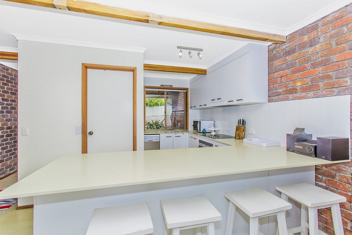 2/16 Seaview Street KINGSCLIFF 6