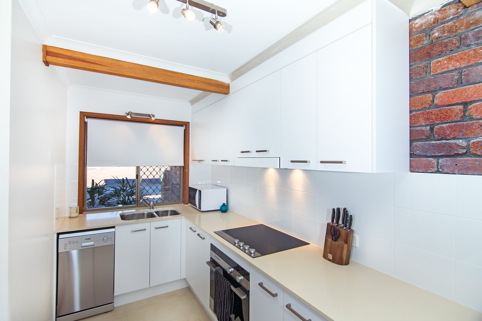 2/16 Seaview Street KINGSCLIFF 7