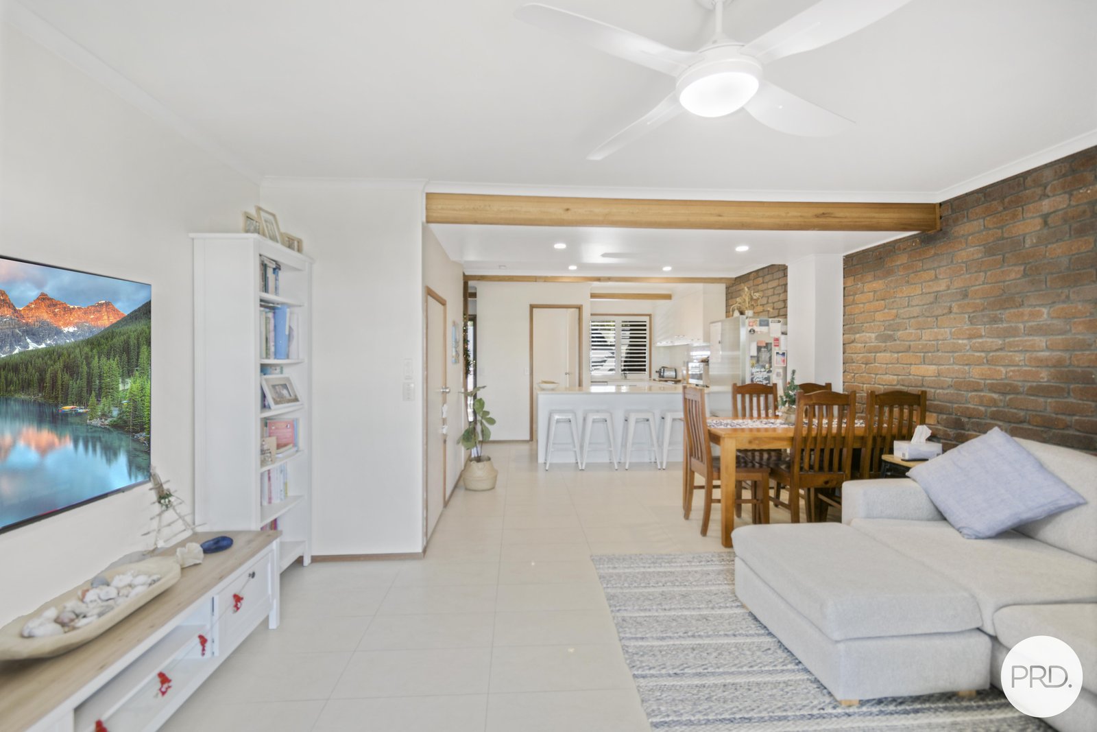 2/16 Seaview Street KINGSCLIFF 3