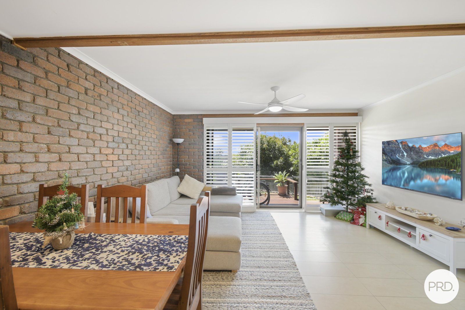 2/16 Seaview Street KINGSCLIFF 4