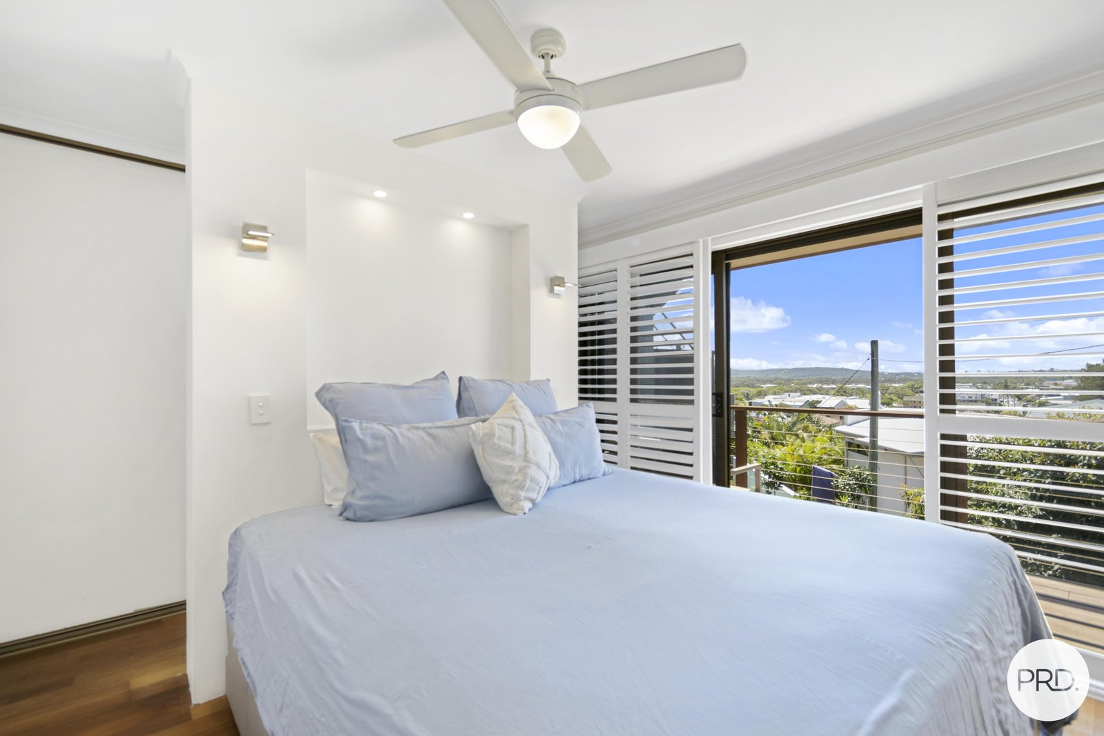 2/16 Seaview Street KINGSCLIFF 7