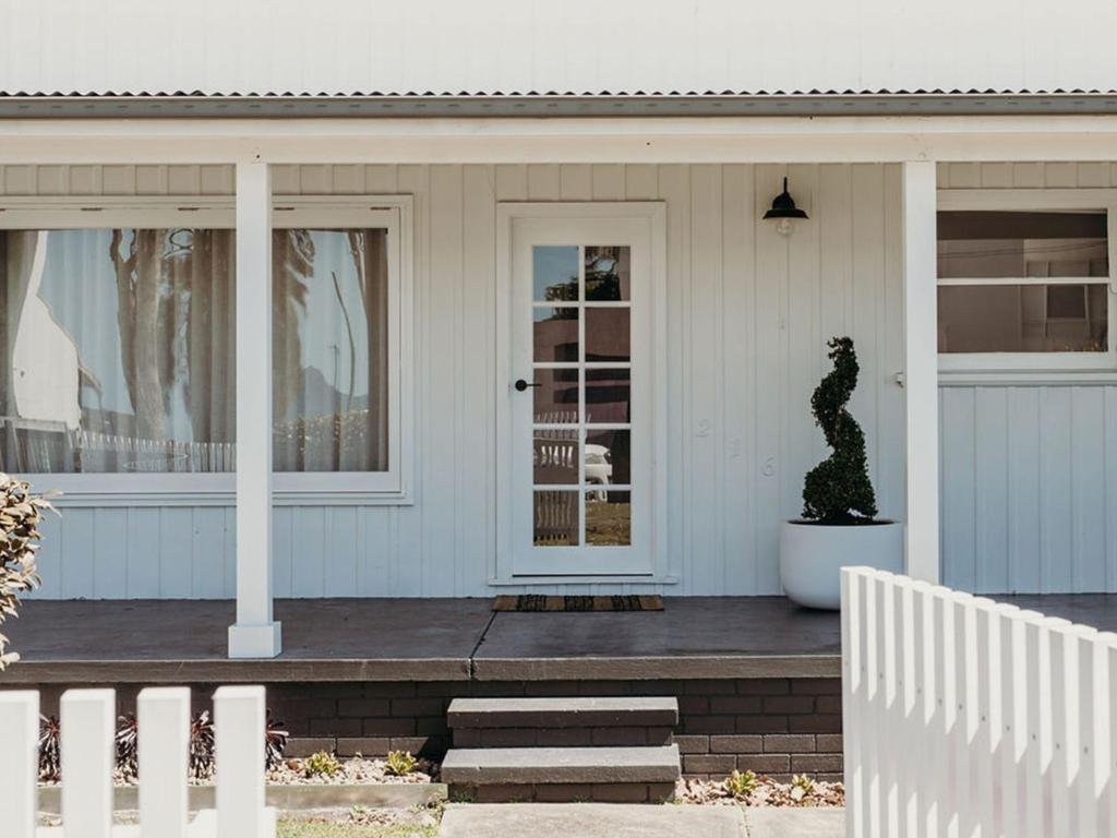 216 Soldiers Point Road SALAMANDER BAY 1