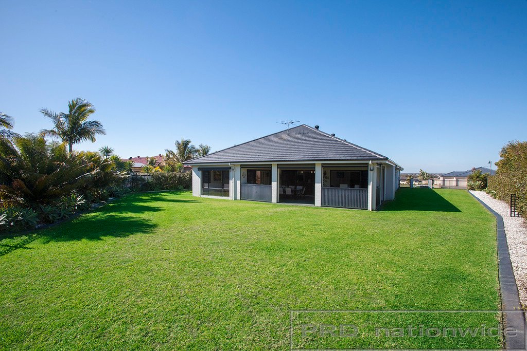 216 Somerset Drive THORNTON 5