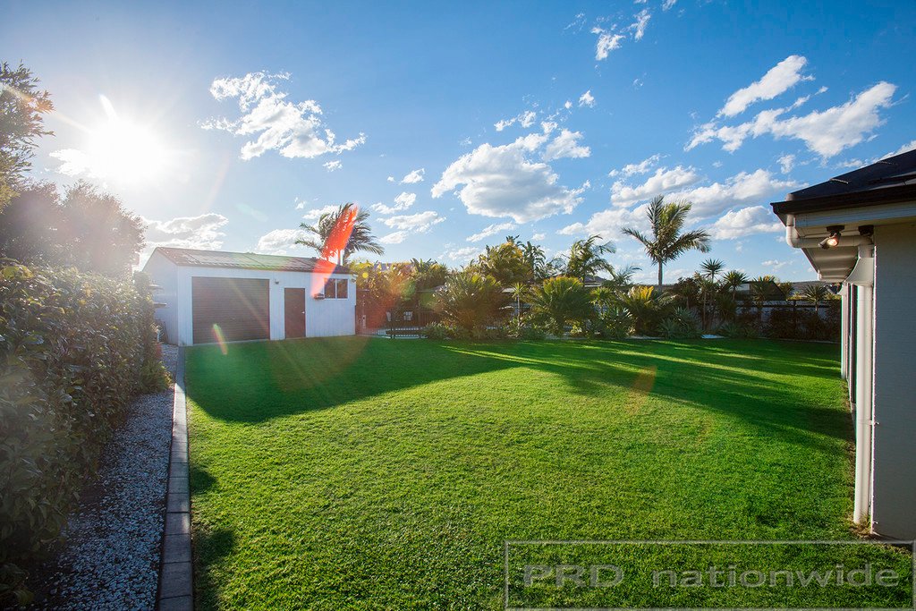 216 Somerset Drive THORNTON 6