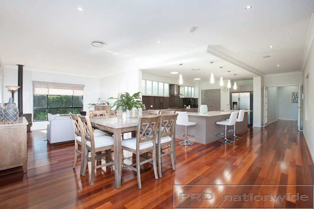 216 Somerset Drive THORNTON 15