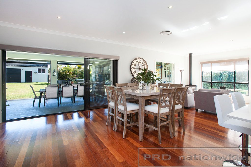 216 Somerset Drive THORNTON 20