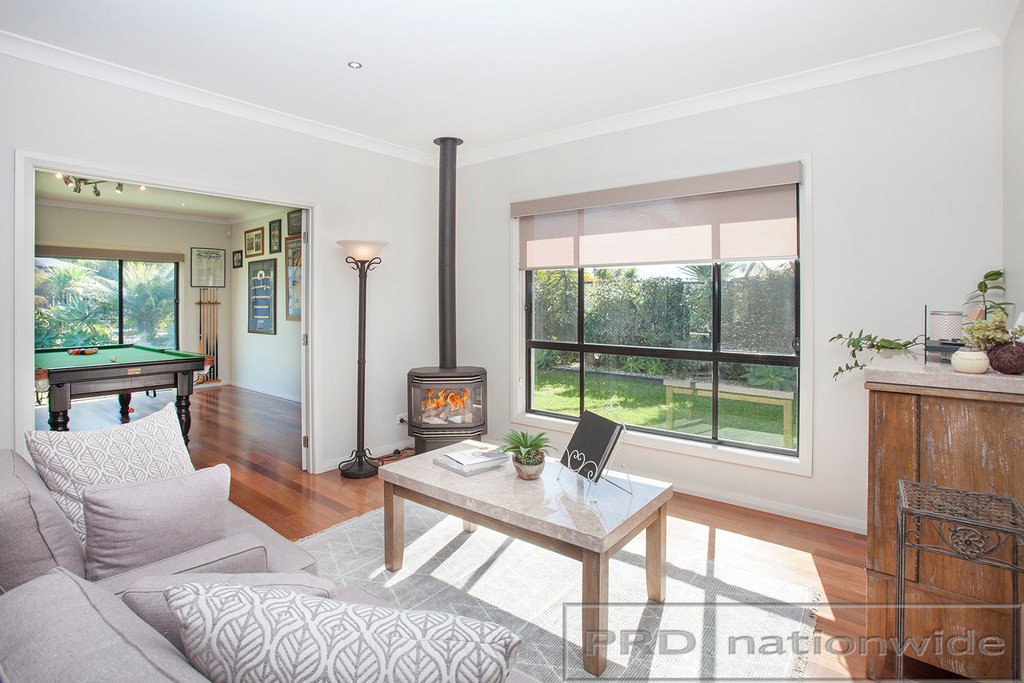 216 Somerset Drive THORNTON 21