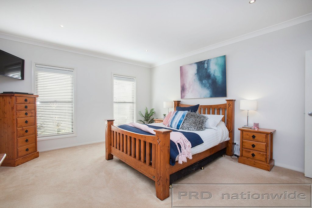 216 Somerset Drive THORNTON 26