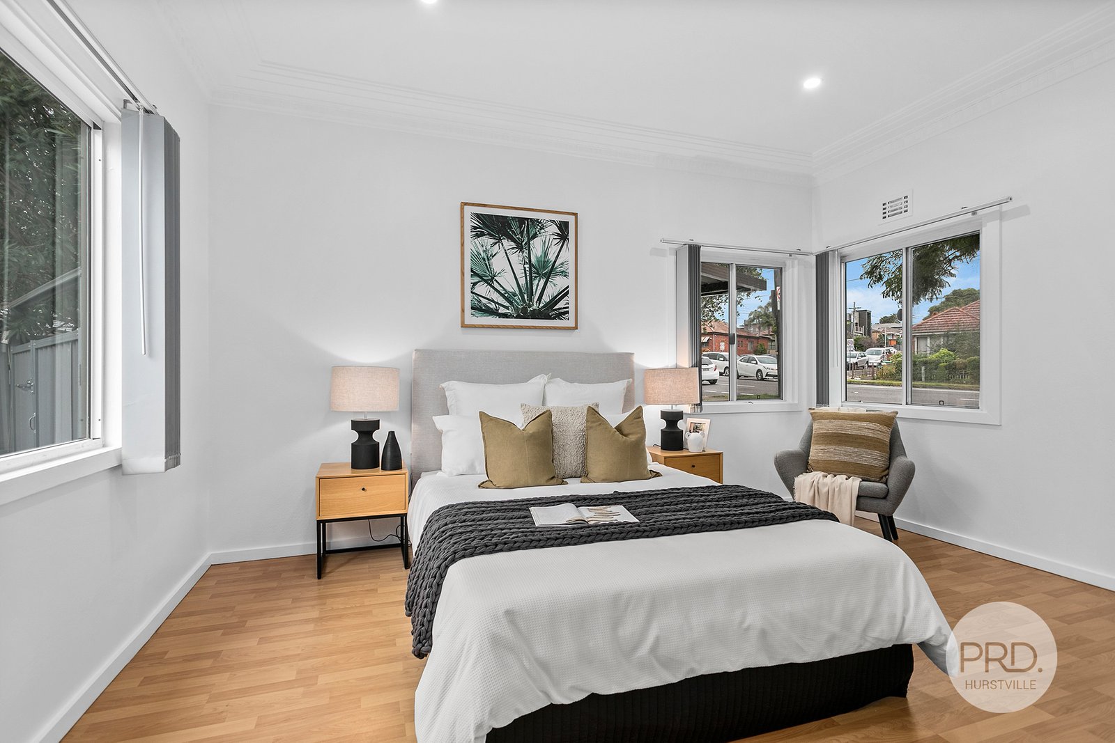 216 Stoney Creek Road BEVERLY HILLS 4