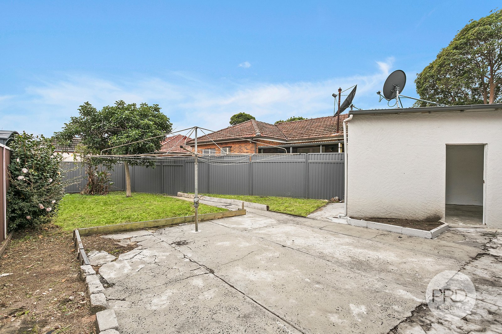 216 Stoney Creek Road BEVERLY HILLS 7