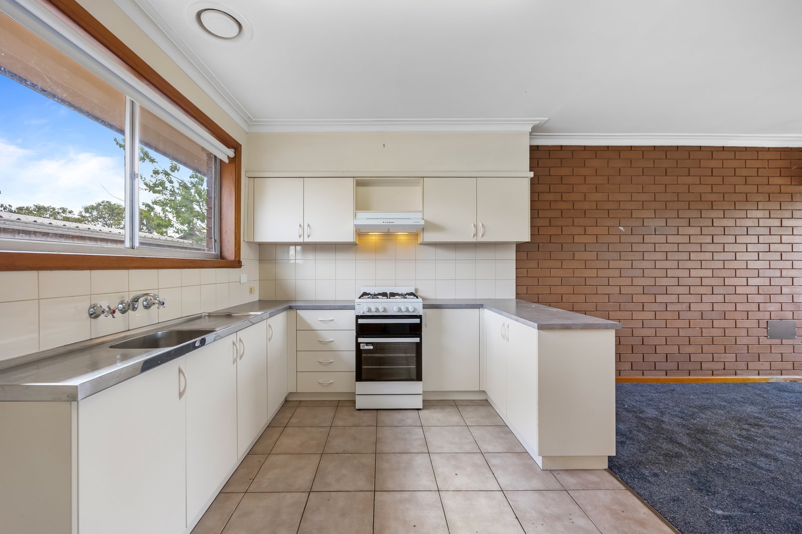 Gallery: 2/16 Symons St