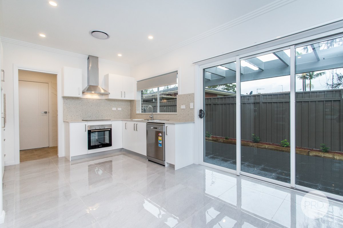 2/16 Timgalen Avenue SOUTH PENRITH 6