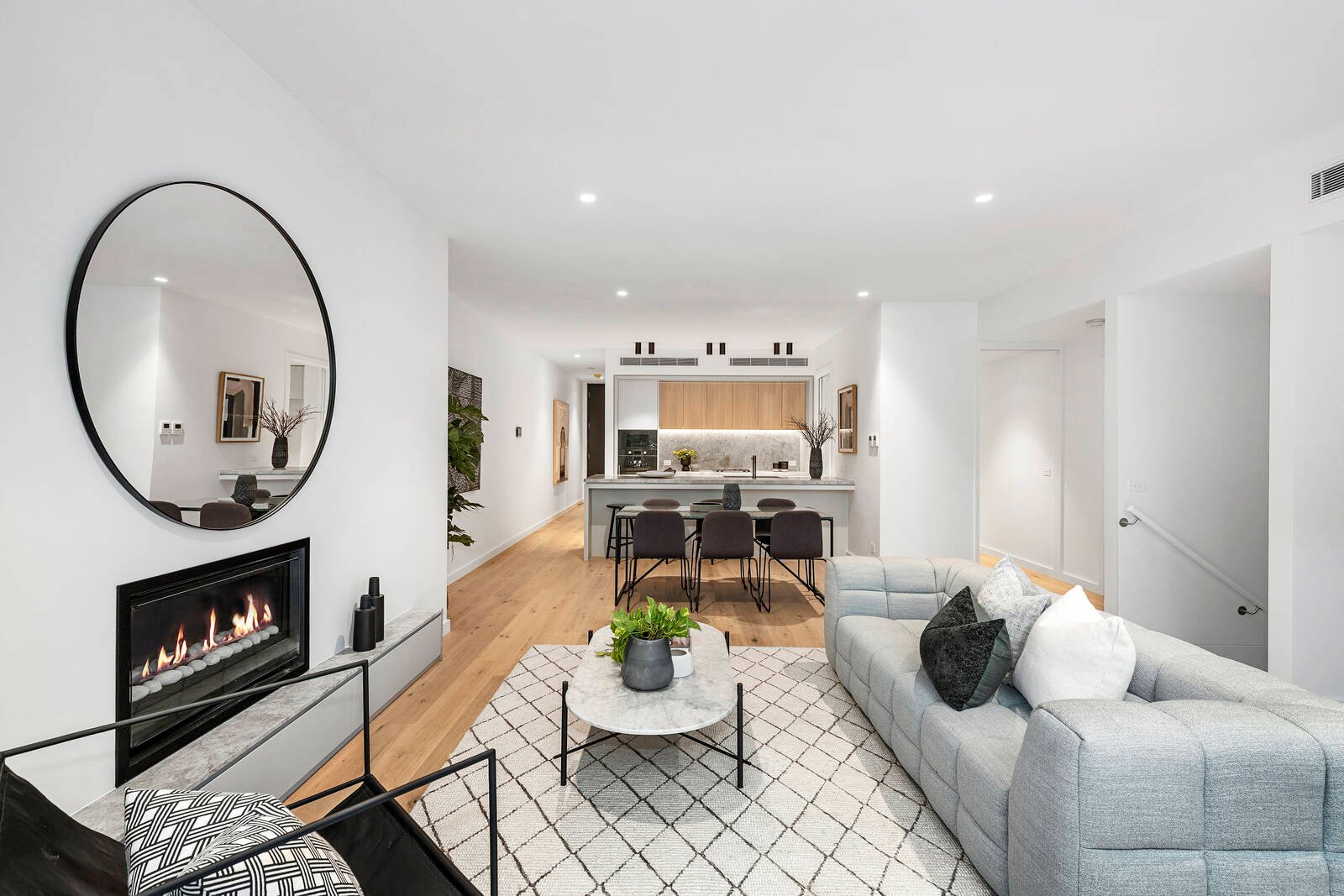 Real Estate and Property in 2/16 Vauxhall Road, Balwyn, VIC