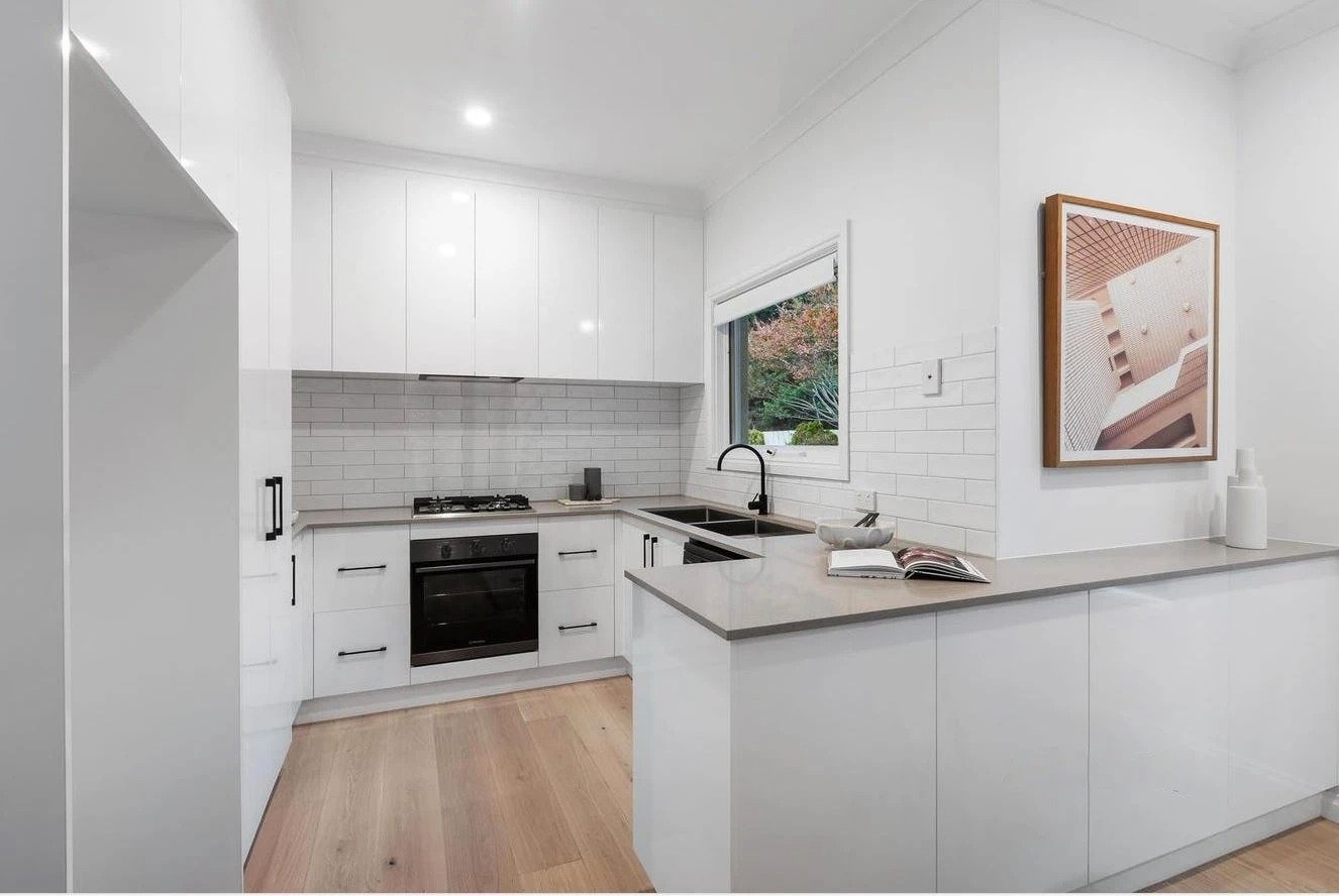 Gallery: 2/16 View Street