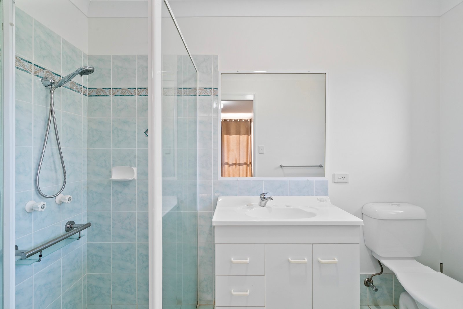 2/16 Vintage Lakes Drive TWEED HEADS SOUTH 4