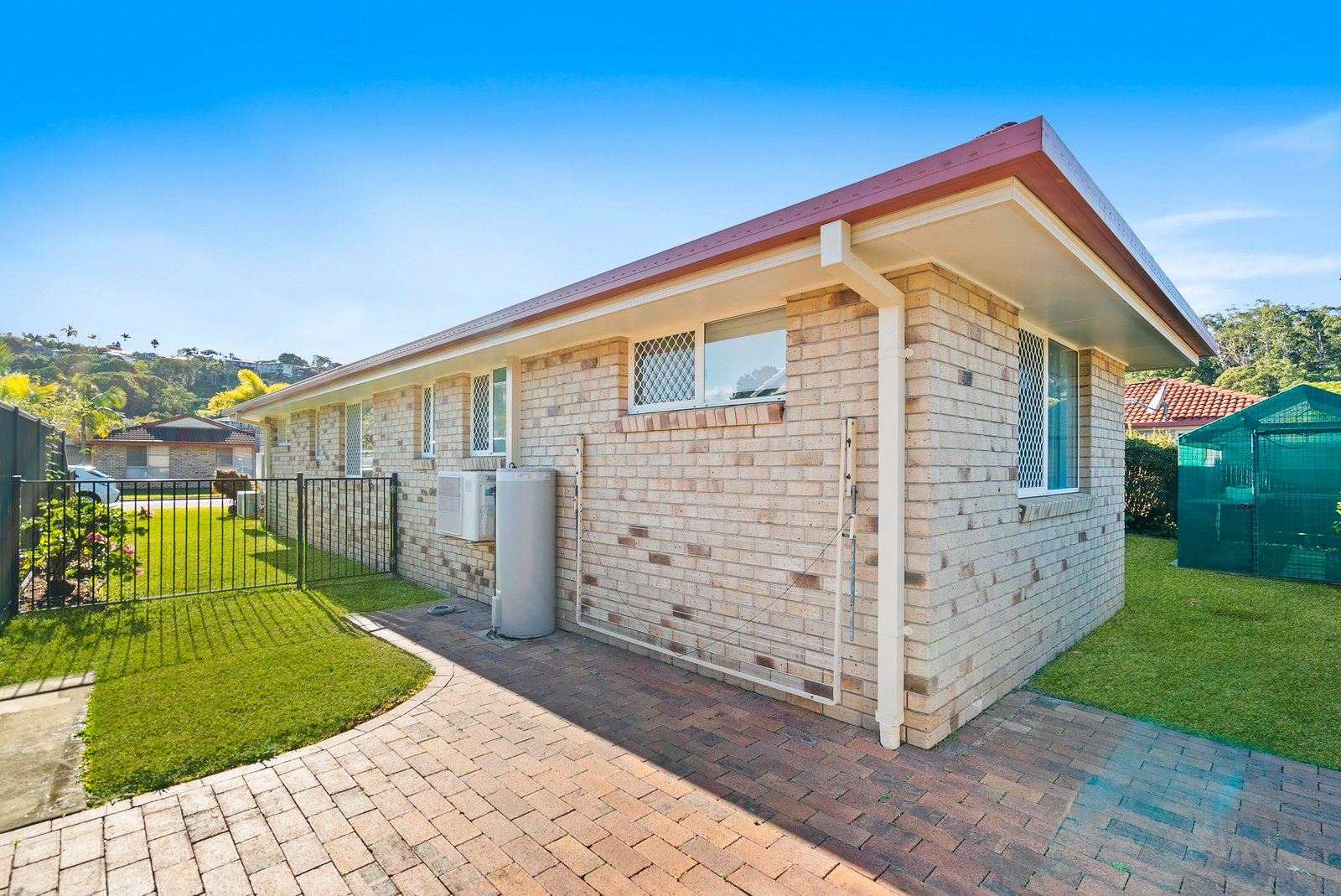 2/16 Vintage Lakes Drive TWEED HEADS SOUTH 13