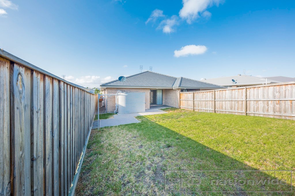 2/16 Warbler Ave  ABERGLASSLYN 14