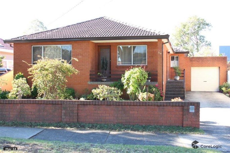 216 West Street BLAKEHURST 2