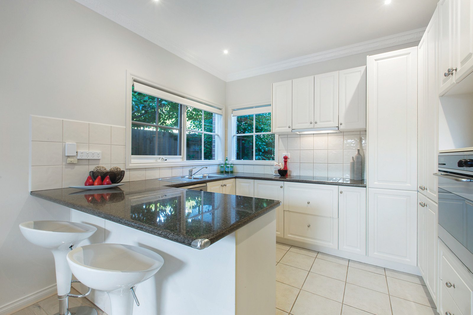 2/16 Westminster Street, Balwyn, VIC