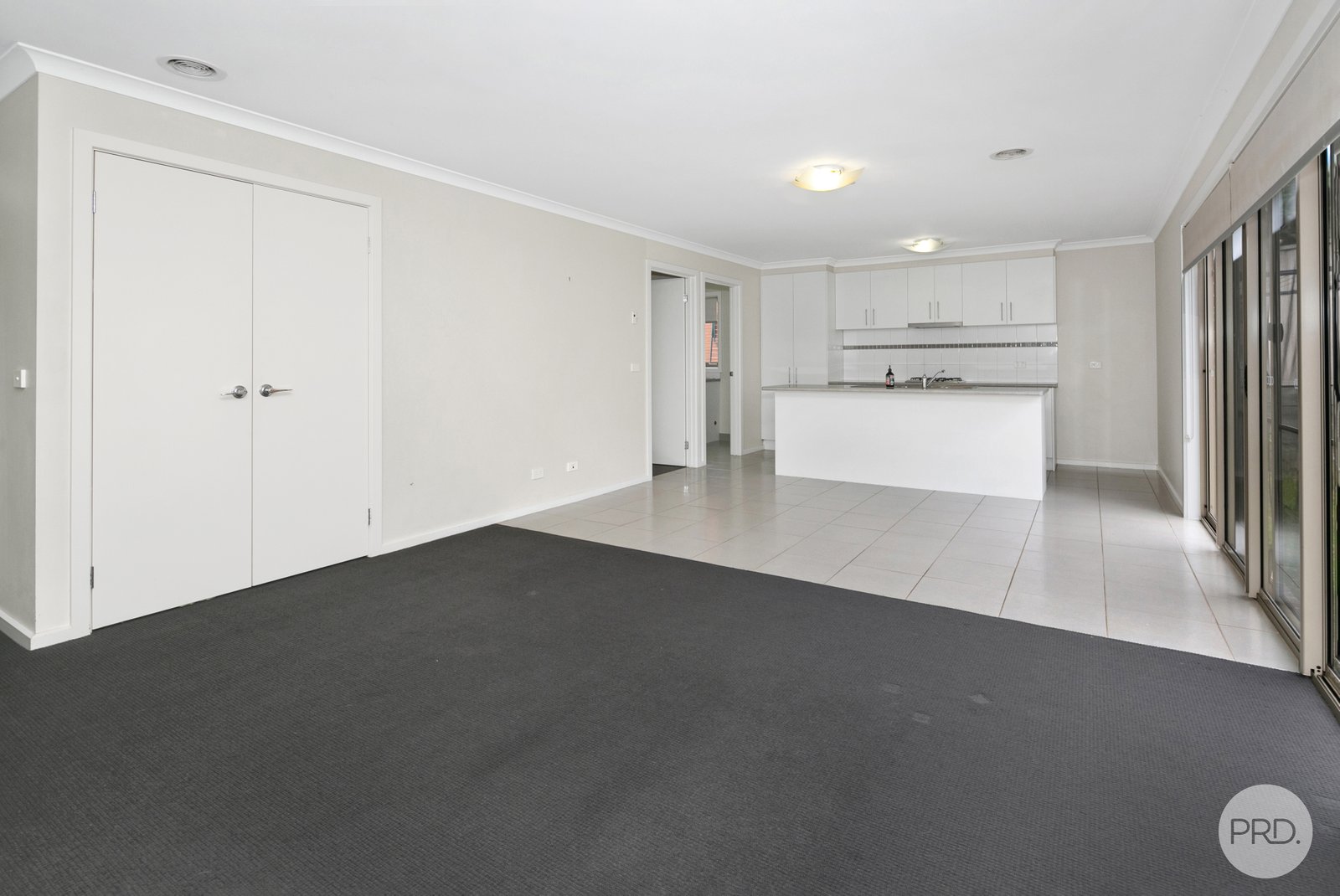 2/16 Whitehorse Road MOUNT CLEAR 5
