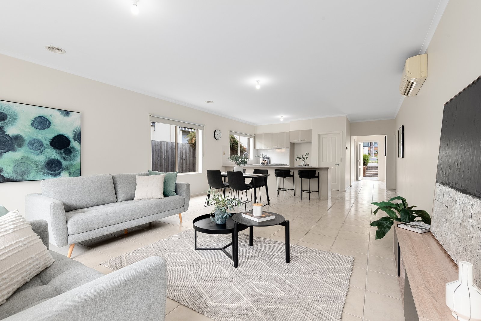 Gallery: 2/164 Roslyn Road
