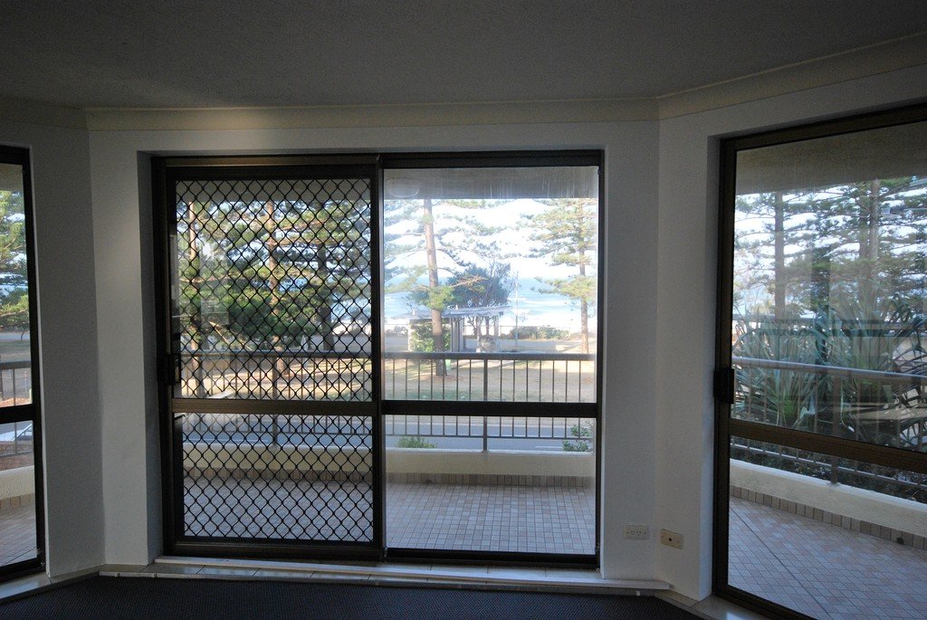 2/164 THE Esplanade BURLEIGH HEADS 5